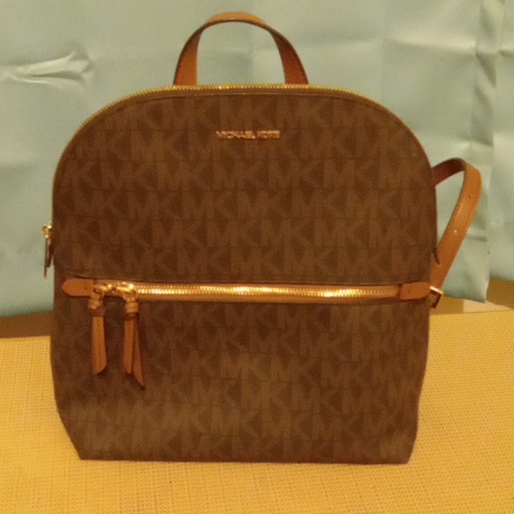 Michael Kors signature medium slim backpack